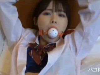 搞3P赛过活神仙，极品白虎无毛妖艳小贱货.